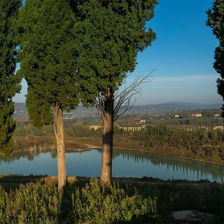 Podere Abbazia فندق مبيت وإفطار 4*