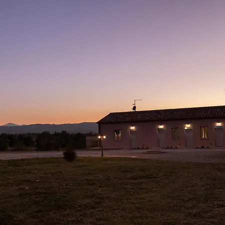 Podere Abbazia Bed & Breakfast 4*