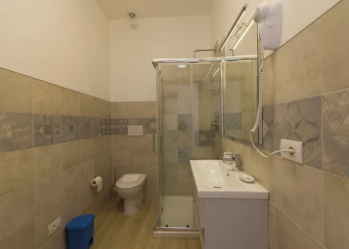 Podere Abbazia فندق مبيت وإفطار سينالونغا