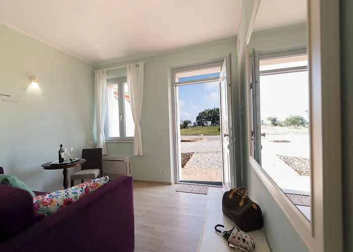 فندق مبيت وإفطار Podere Abbazia 4*